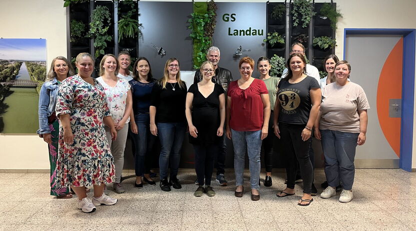 Gruppenbild des Elternbeirats von 2023-24